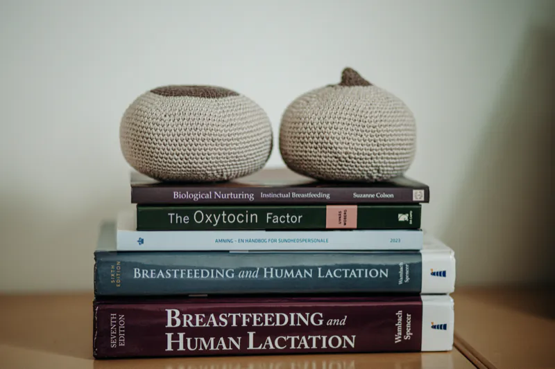 Faglitteratur om amning og lactation